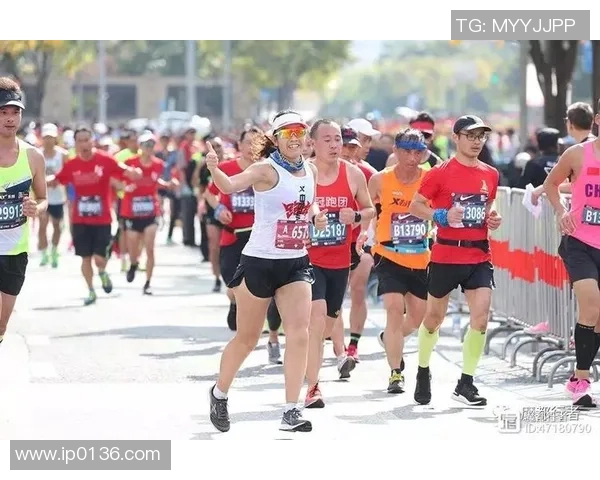 上海城市马拉松街舞队展现耐力与激情的精彩瞬间分析