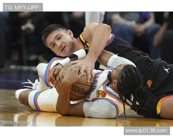 火箭队与太阳队激战三月三十一日，争夺季后赛席位的关键对决